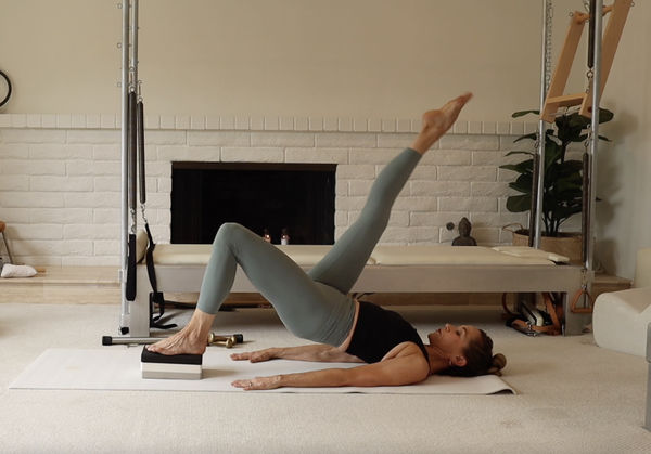 Reformer Inspired Mat (Props: light weight, block and pole)